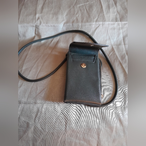 A New Day  crossbody purse. Woman's - Picture 2 of 7